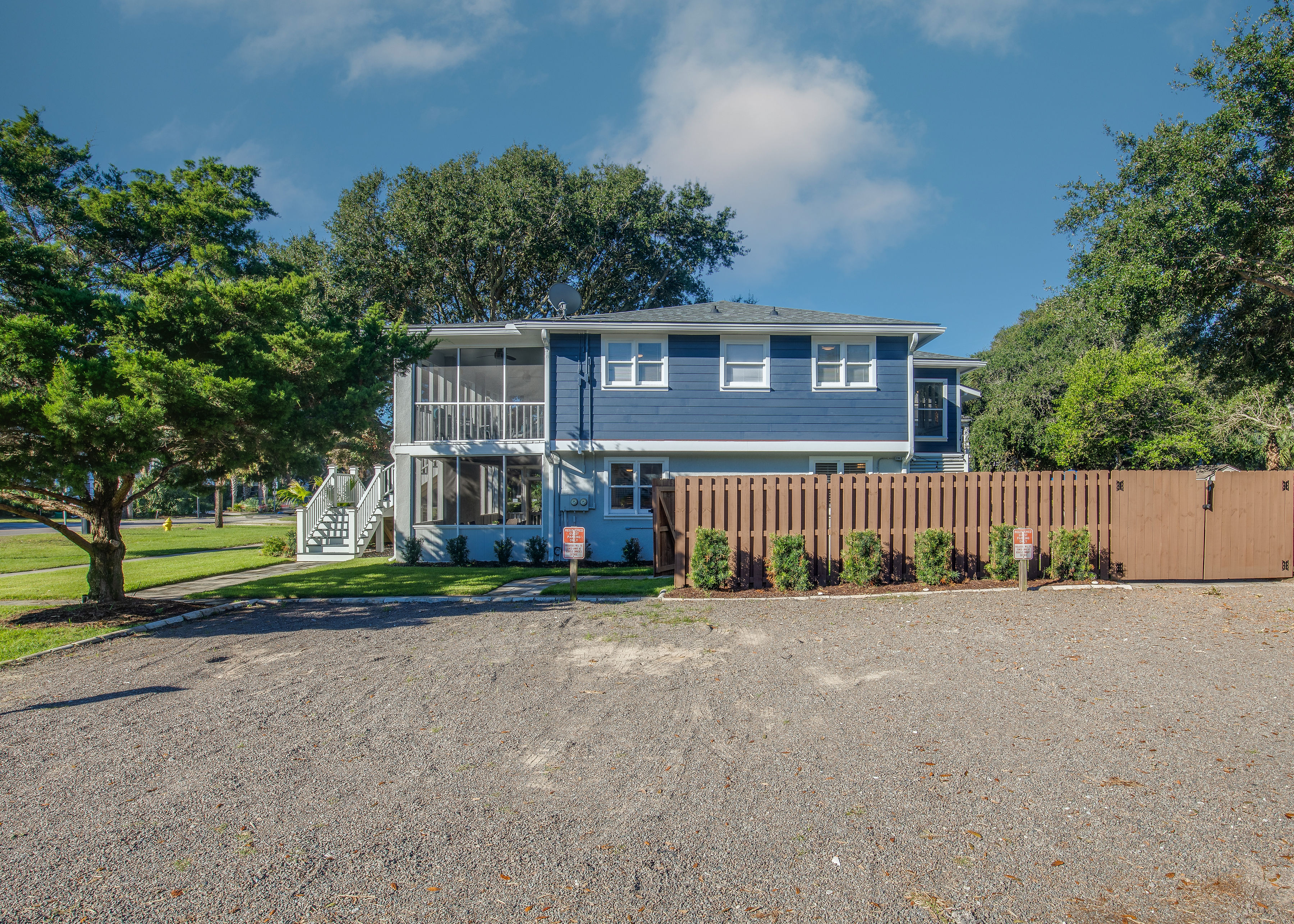 Isle Of Palms Home 1015350
