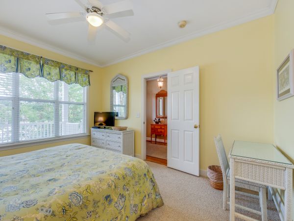 Isle Of Palms Home 1015351
