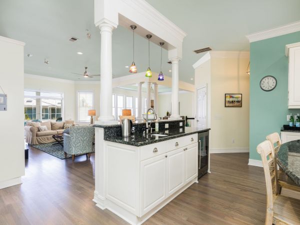Stunning 5 Bedroom Vacation Home in Isle of Palms