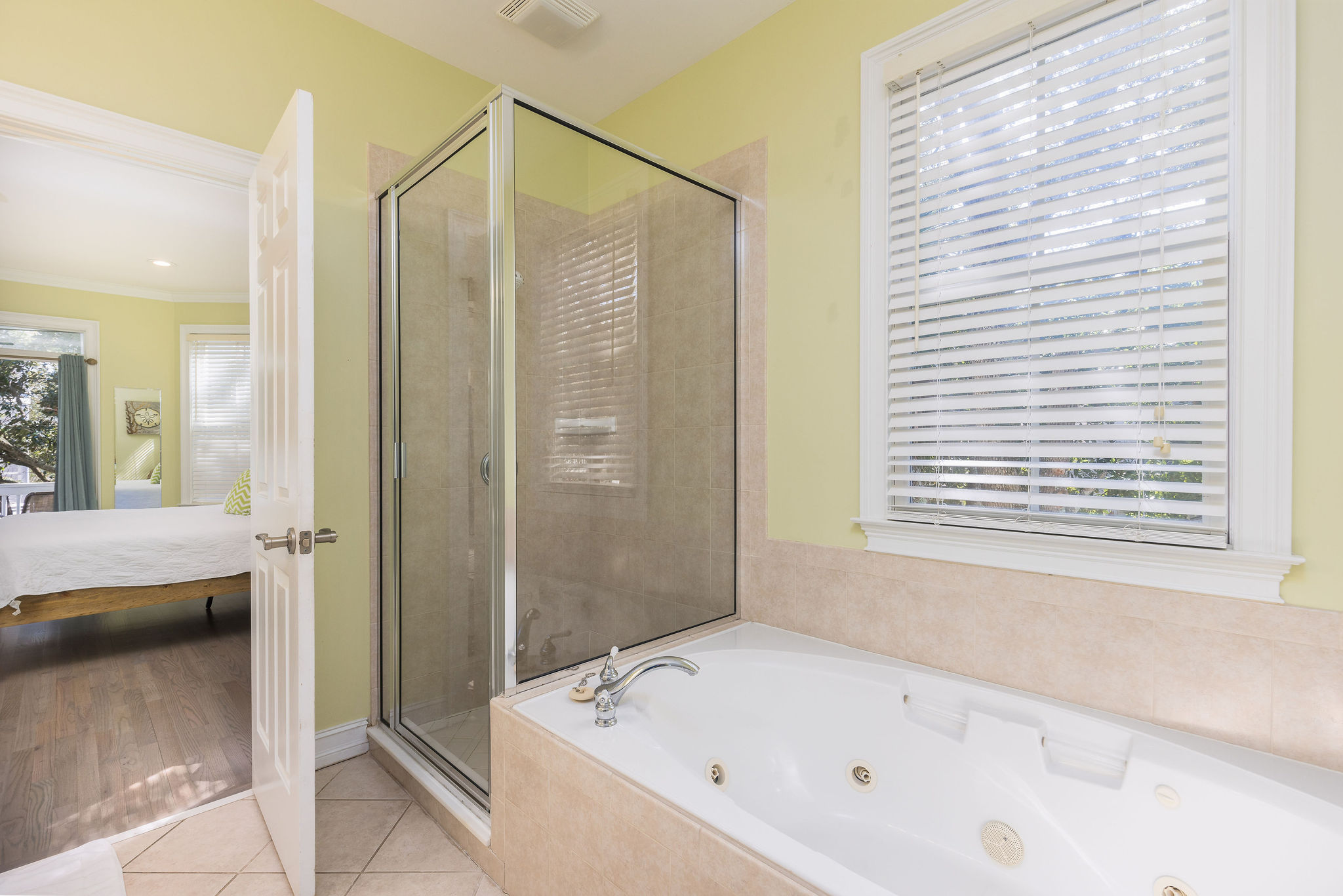 Stunning 5 Bedroom Vacation Home in Isle of Palms