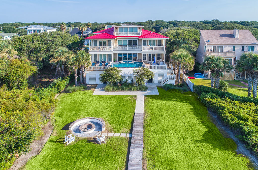Luxury Beachfront Home with 7 Bedroom in Isle of Palms