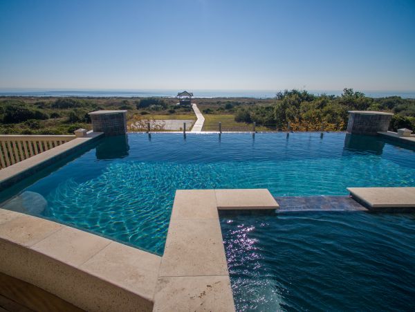 Luxury Beachfront Home with 7 Bedroom in Isle of Palms