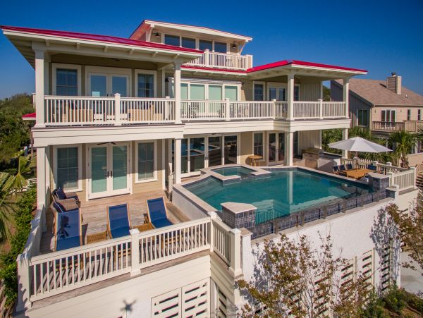 Luxury Beachfront Home with 7 Bedroom in Isle of Palms