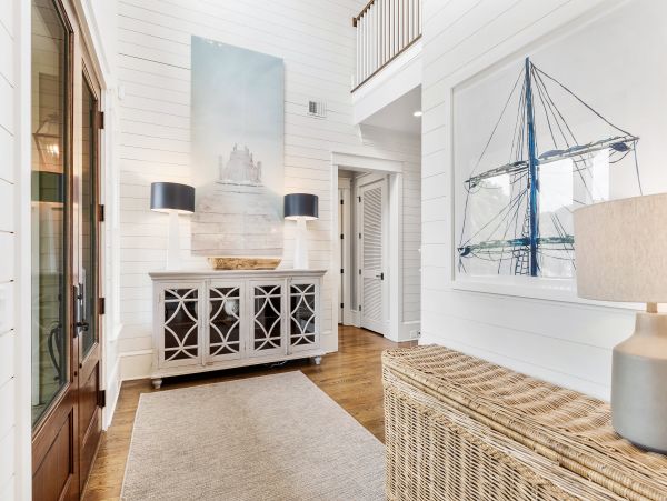 Luxury Beachfront Home with 7 Bedroom in Isle of Palms