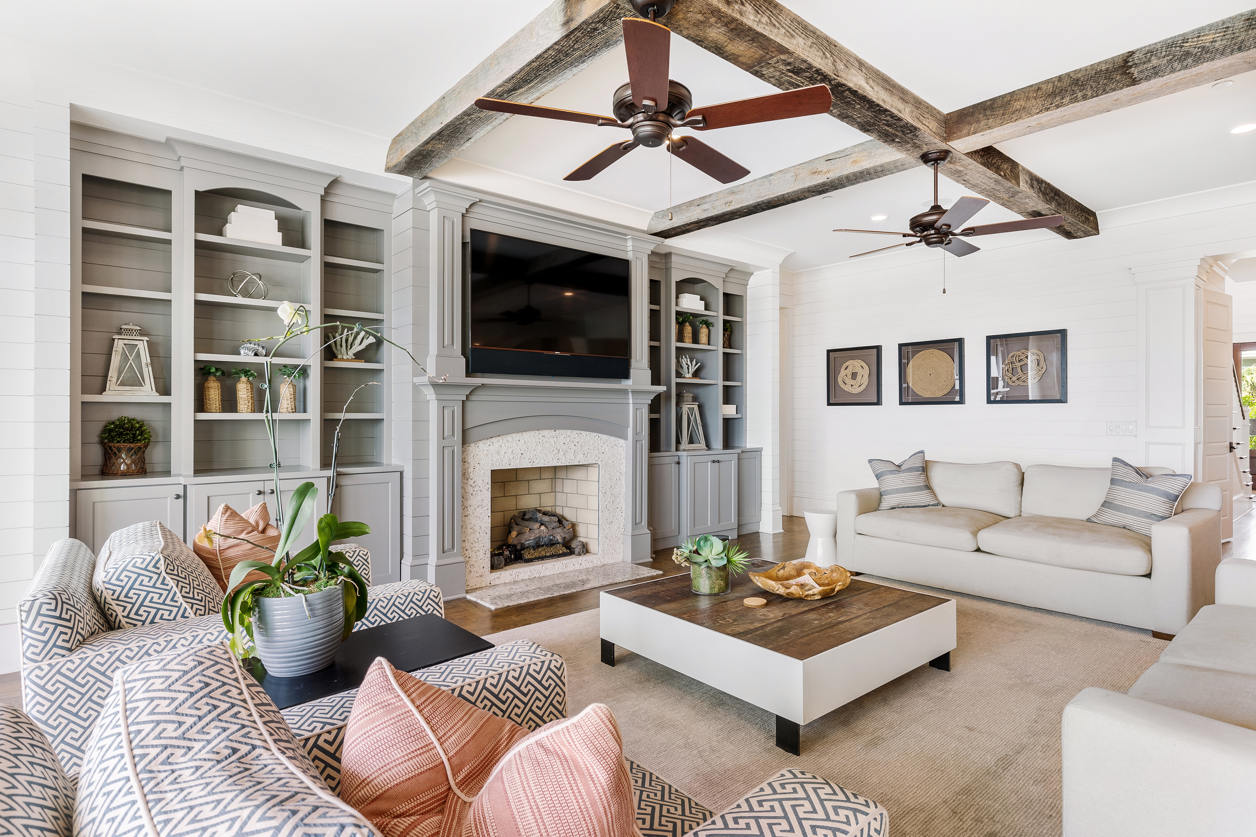 Luxury Beachfront Home with 7 Bedroom in Isle of Palms