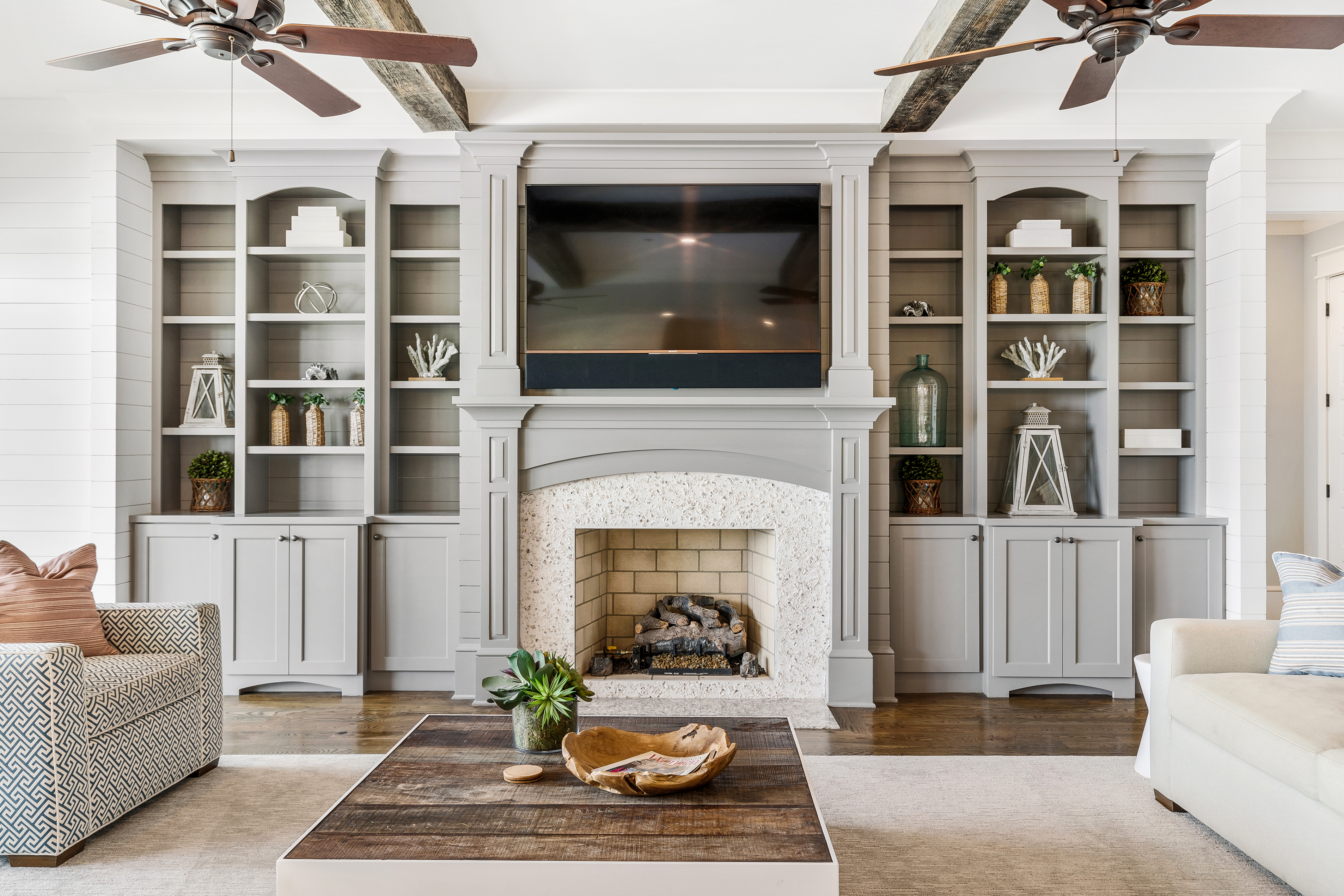 Luxury Beachfront Home with 7 Bedroom in Isle of Palms