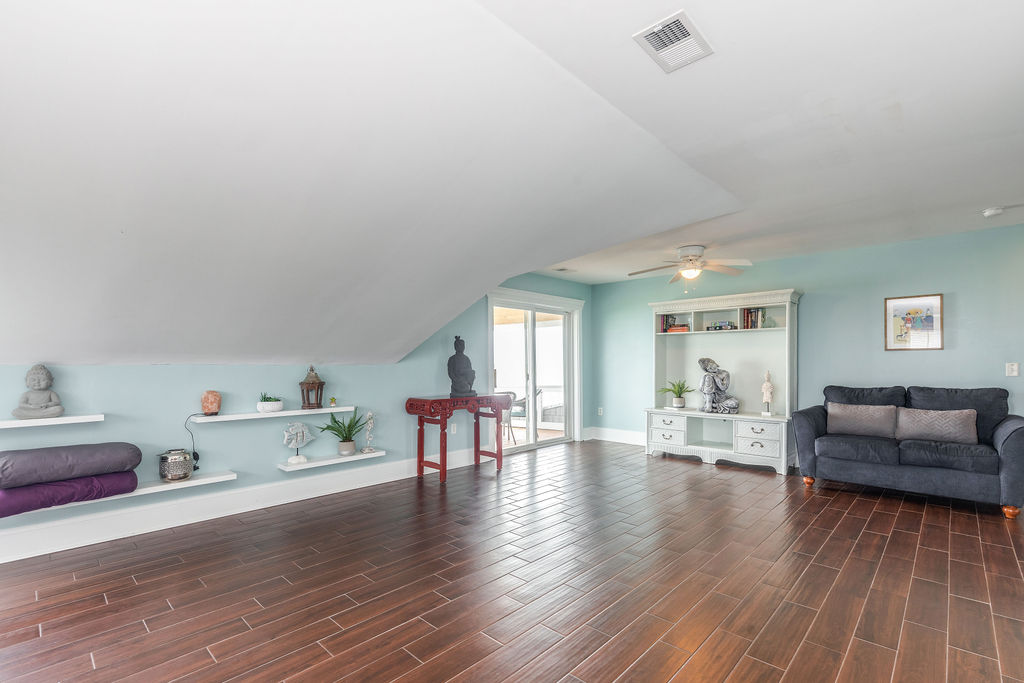 Isle Of Palms Home 1015371