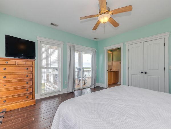 Isle Of Palms Home 1015371