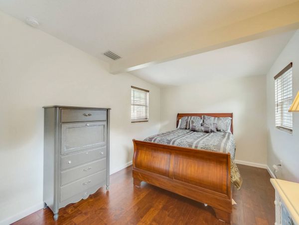 Sarasota Vacation Pool Home 3 Bedroom + Guest Studio