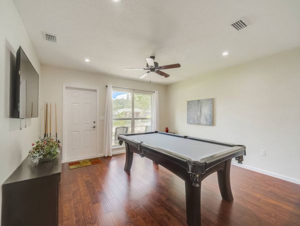 Sarasota Vacation Pool Home 3 Bedroom + Guest Studio
