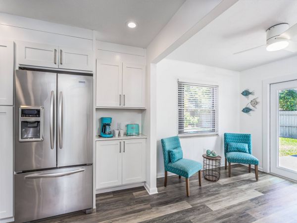 Beautiful Sarasota 3 Bedroom Home with Spa