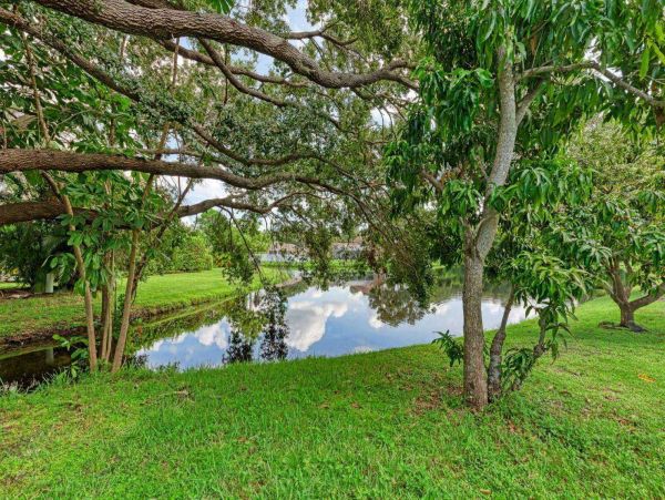 Sarasota Vacation Pool Home Three Bedroom