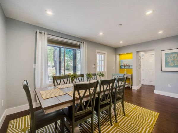 Charming 3 Bedroom Home in Sarasota Sleeps 7