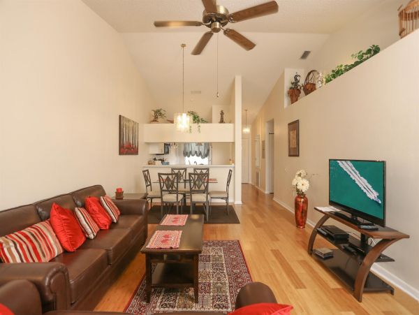 Waterfront condo in Sarasota