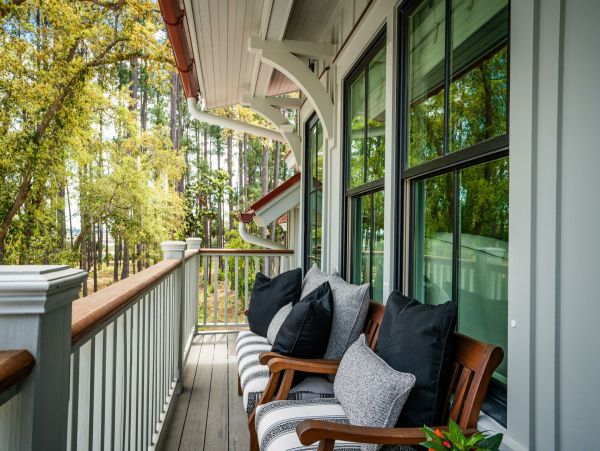 Charleston Home 1015387