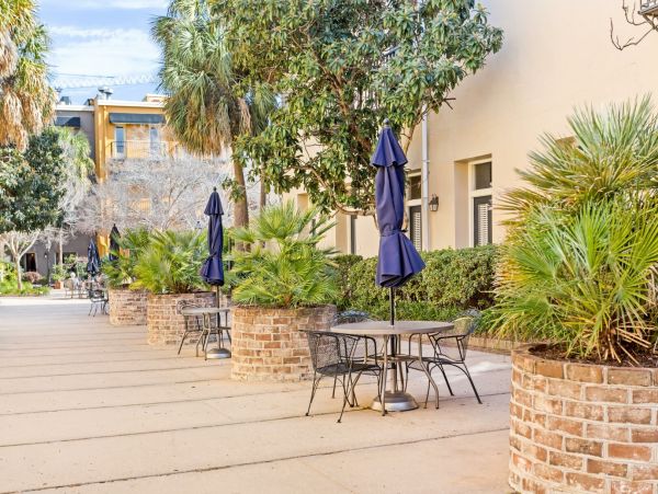Charleston Condo 1015390