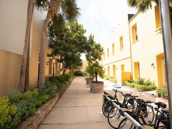 Charleston Condo 1015390