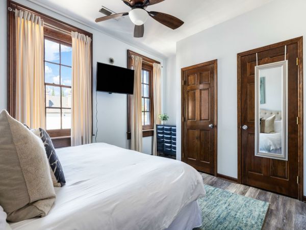 Charleston Condo 1015391