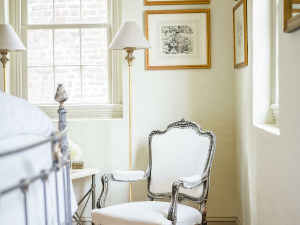 Charleston Home 1015392
