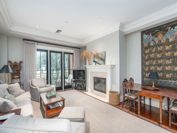 Charleston Condo 1015395
