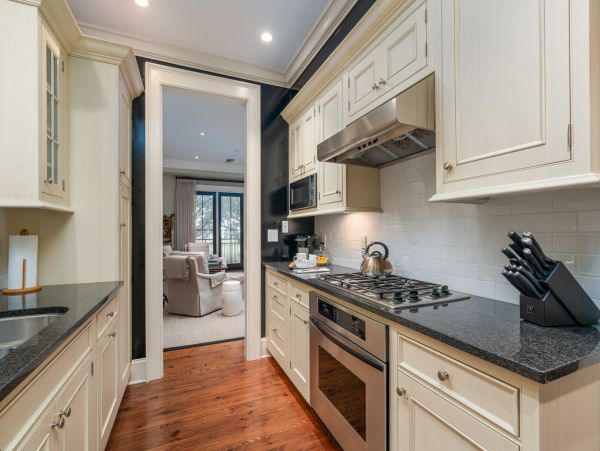 Charleston Condo 1015395