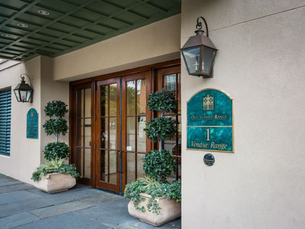 Charleston Condo 1015395