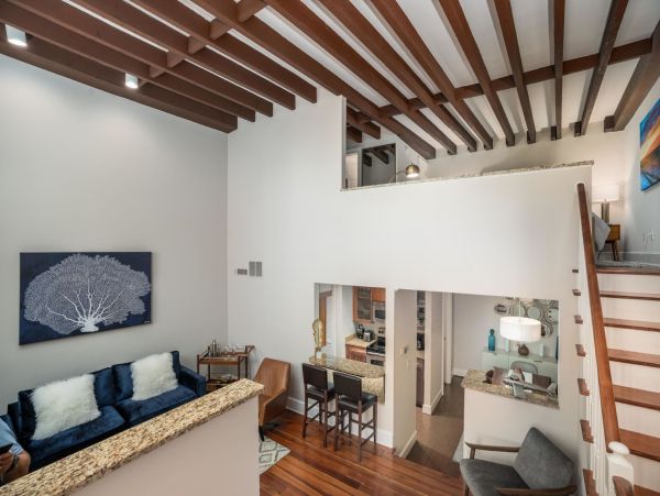 Charleston Condo 1015396