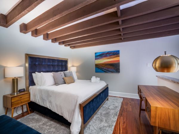 Charleston Condo 1015396