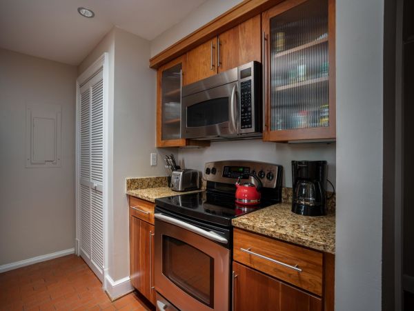 Charleston Condo 1015396