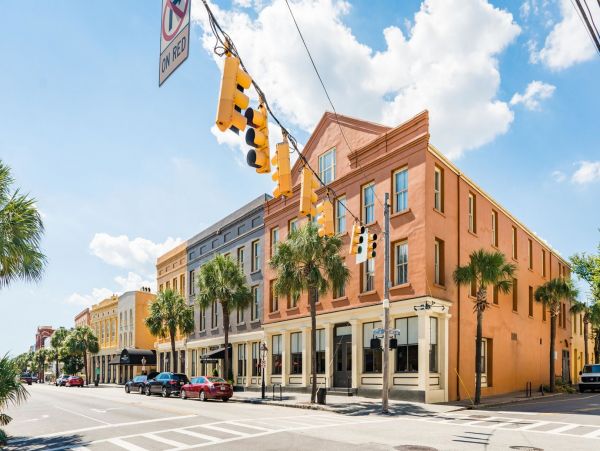 Charleston Condo 1015396