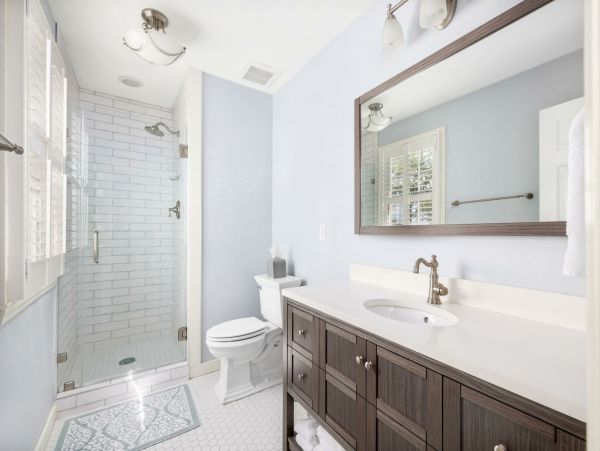 Three Bedroom Charming Townhome in Charleston