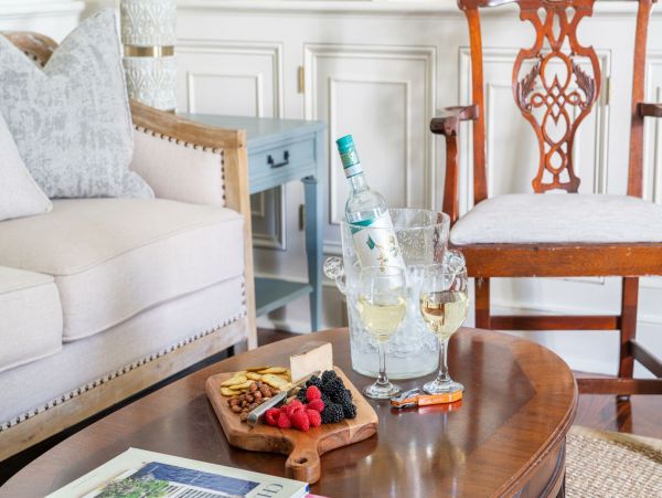 Charleston Home 1015404