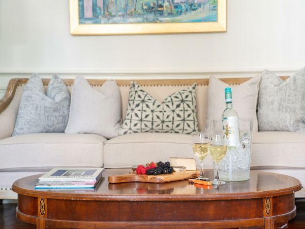 Charleston Home 1015404