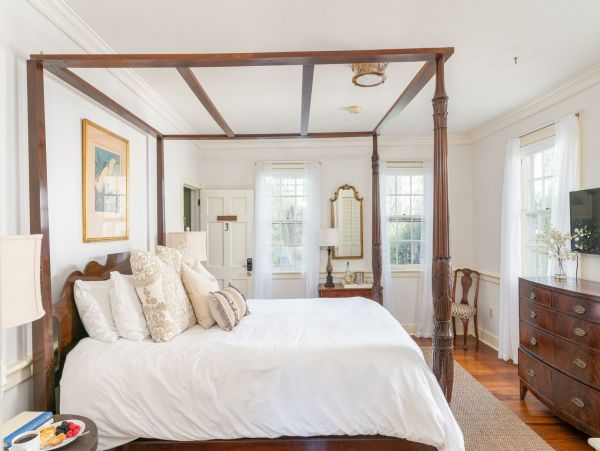 Charleston Home 1015404
