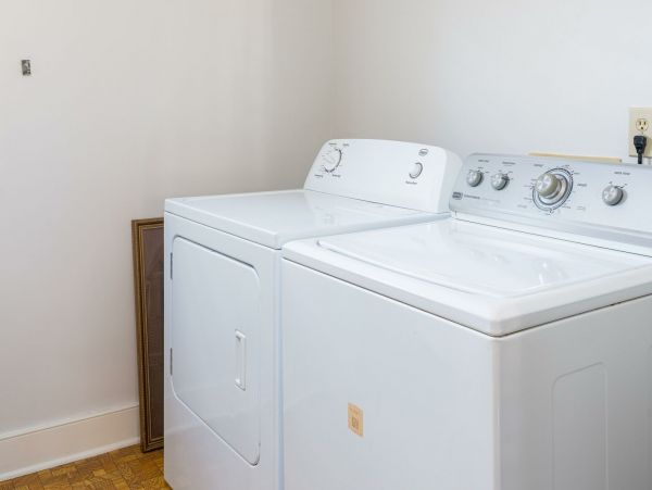 Charleston Home 1015404