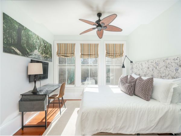 Charleston Condo 1015405