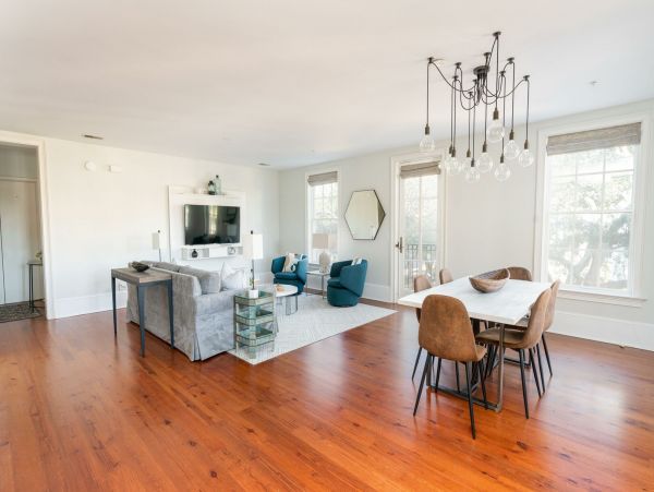 Charleston Condo 1015405