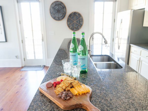 Charleston Condo 1015405