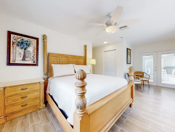 Bonita Springs Vacation Pool Home Three Bedroom Canal Views