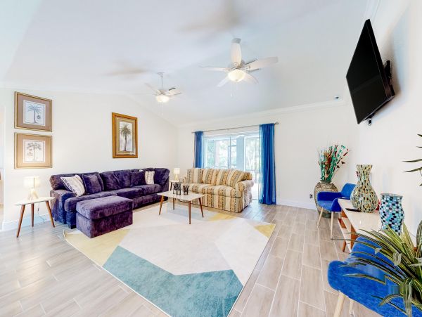 Bonita Springs Vacation Pool Home Three Bedroom Canal Views