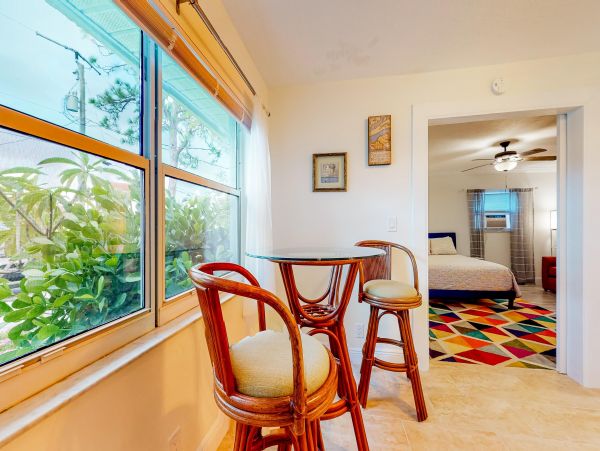 Bonita Springs Vacation Pool Home Three Bedroom Canal Views