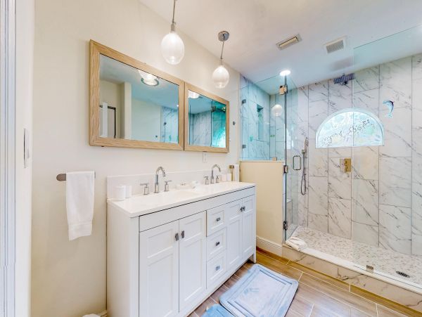 Bonita Springs Vacation Pool Home Three Bedroom Canal Views