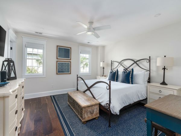 Charleston Luxurious Three Bedroom Townhome