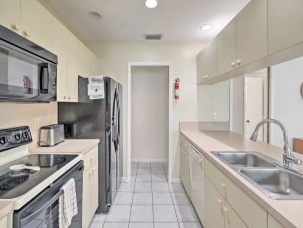 Naples Vacation Home Two Bedroom