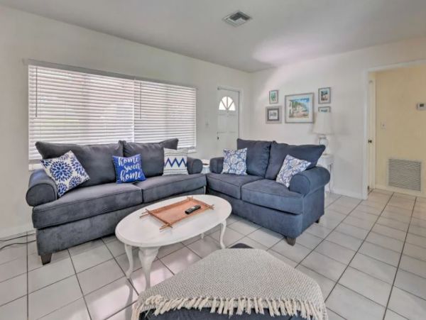 Naples Vacation Home Two Bedroom
