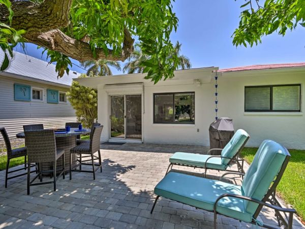 Naples Vacation Home Two Bedroom