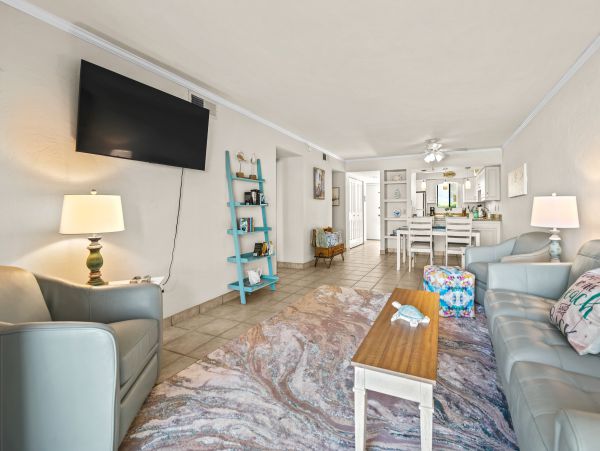 Bradenton Beach Waterfront Vacation Rentals - Anna Maria Island Condo Rentals