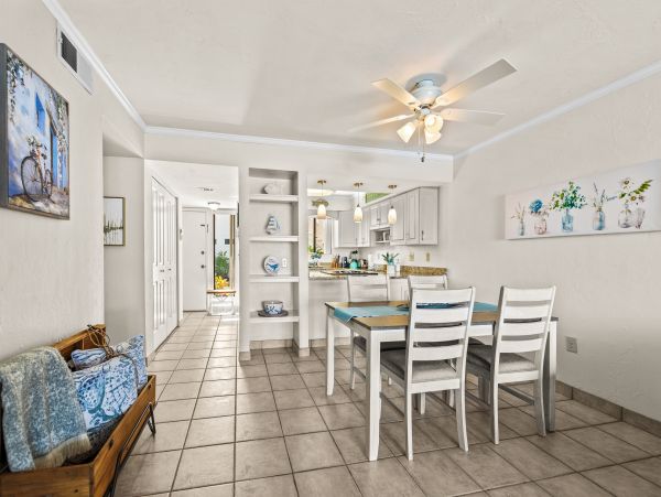 Bradenton Beach Waterfront Vacation Rentals - Anna Maria Island Condo Rentals