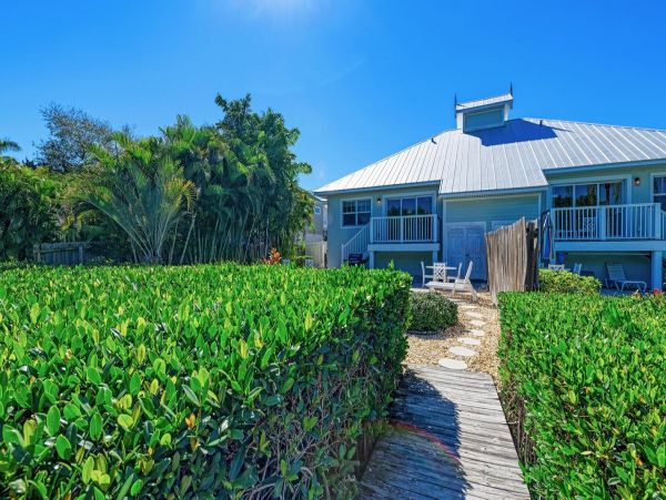 Holmes Beach 3 Bedroom Pool Home Sleeps 6 Walk To Beach