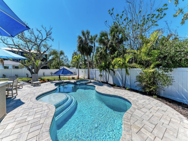 Anna Maria Island Vacation Rentals - Bean Point Beach Cottage with Pool
